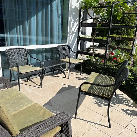 Appartamento With Terrace In Complex