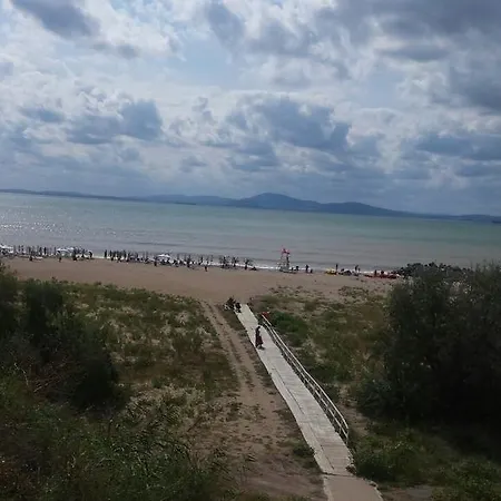 With Terrace In Complex Daire