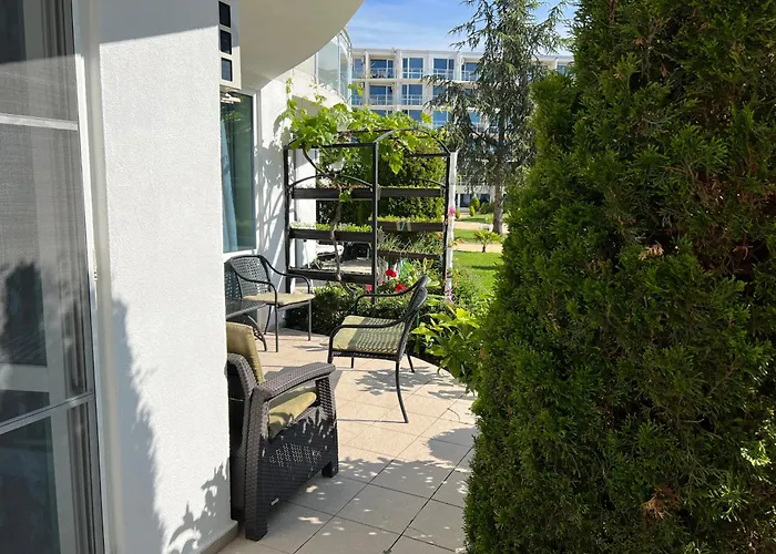 Spa大楼带露台公寓 * 布尔加斯